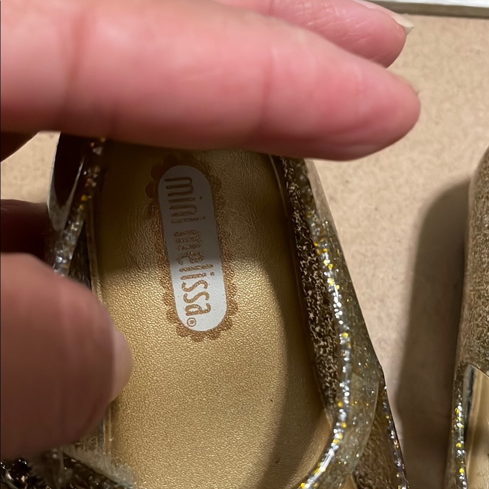 Mini Melissa Kids Glitter Gold Shoes with Bow - Picture 2 of 4